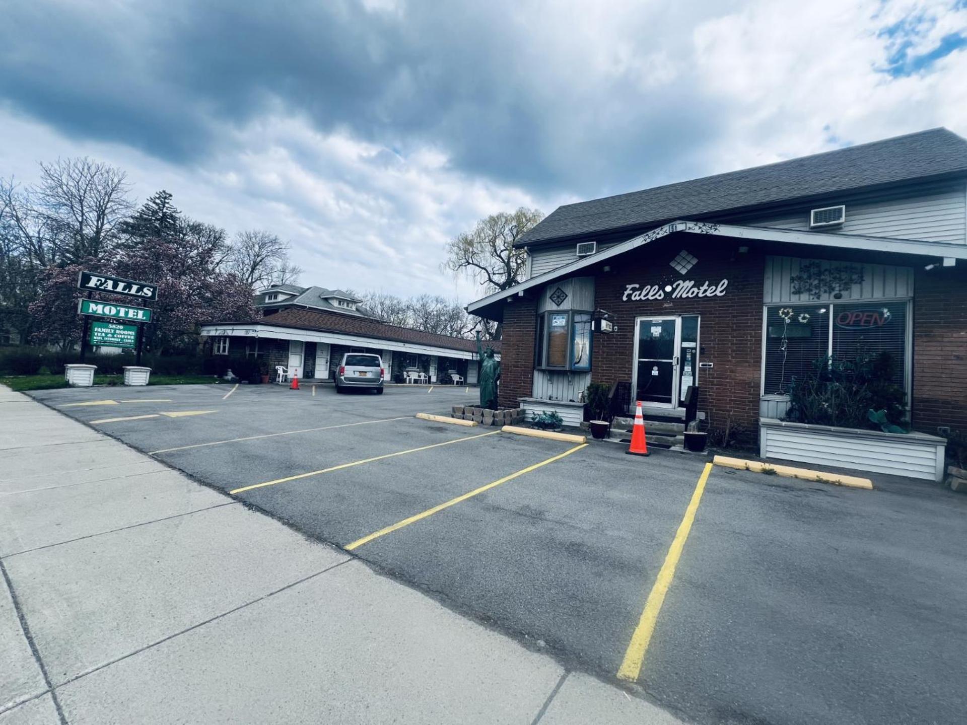 Falls Motel Niagara Falls Bagian luar foto
